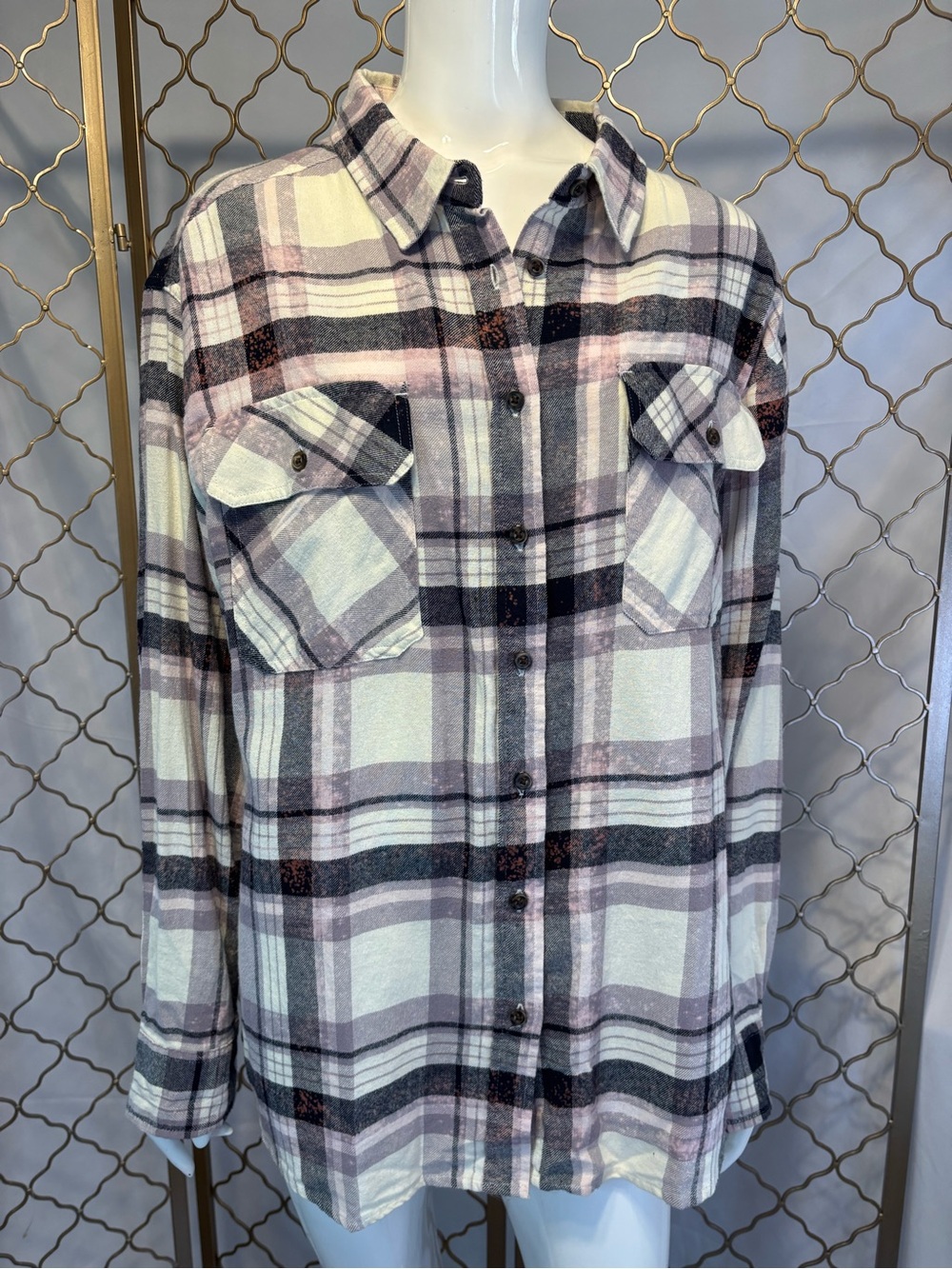 Women's Plaid Button-Up Shirt - Pink, Purple & Gray Distressed in size 3X